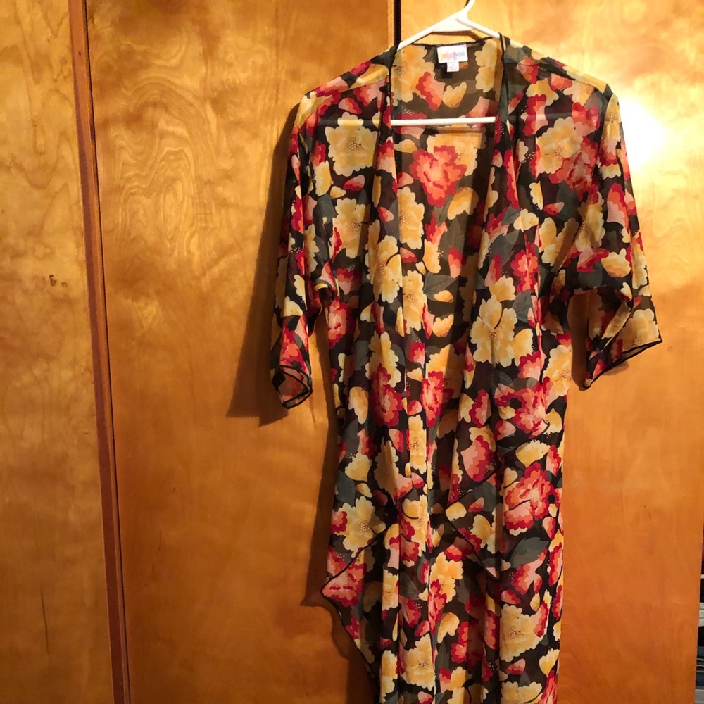 Lularoe Kimono - Size small